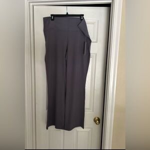 athleta salutation stash flare pant, nwt size 3X